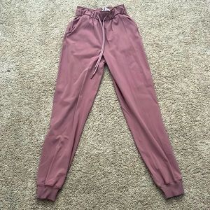 Lululemon Stretch high-rise Jogger *Full Length in the color dark oxide size 0